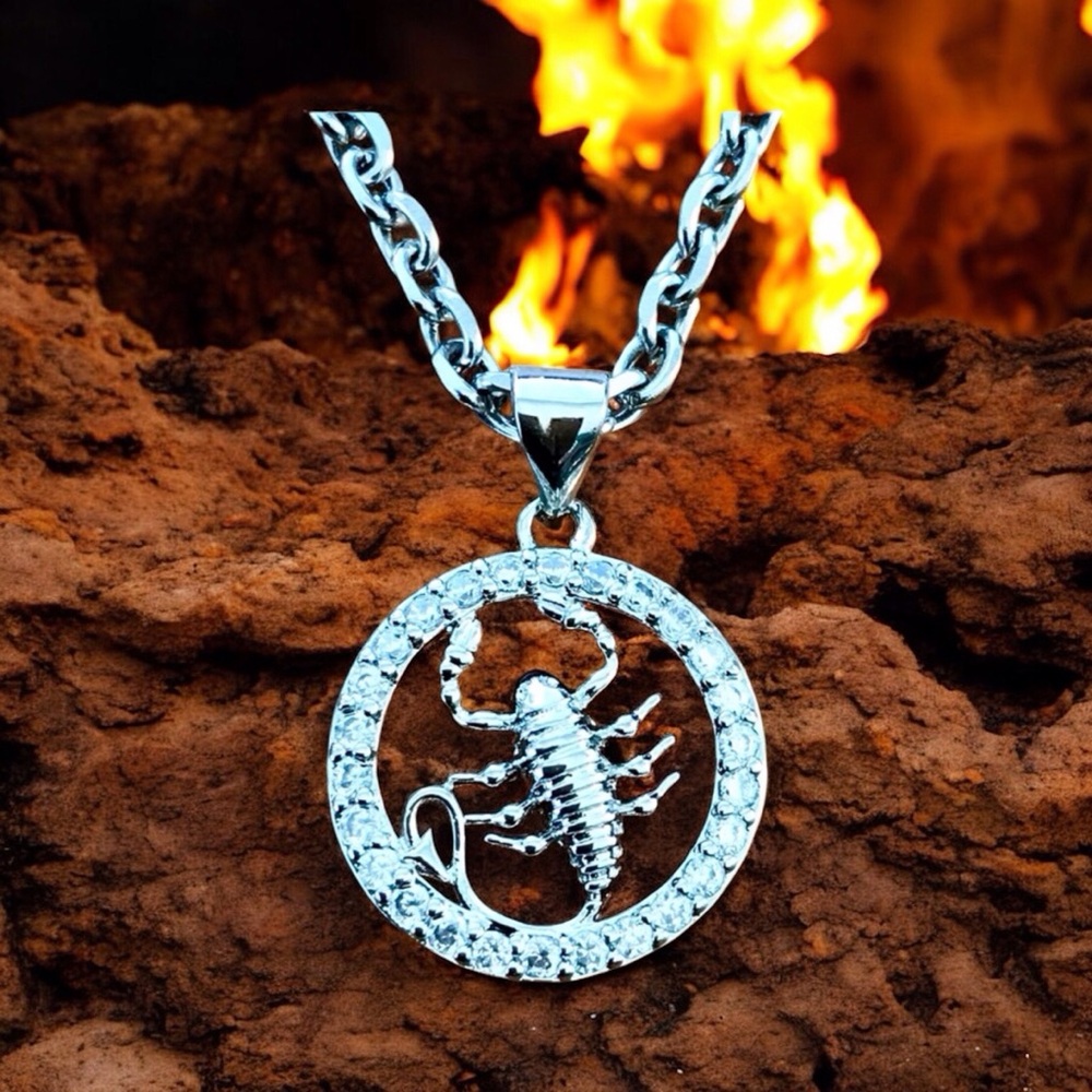 🆕 Scorpio Crystal Pendant Necklace Gold Plating Over Alloy